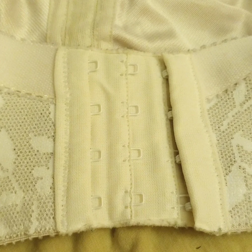 Bra - Picture 4 of 4